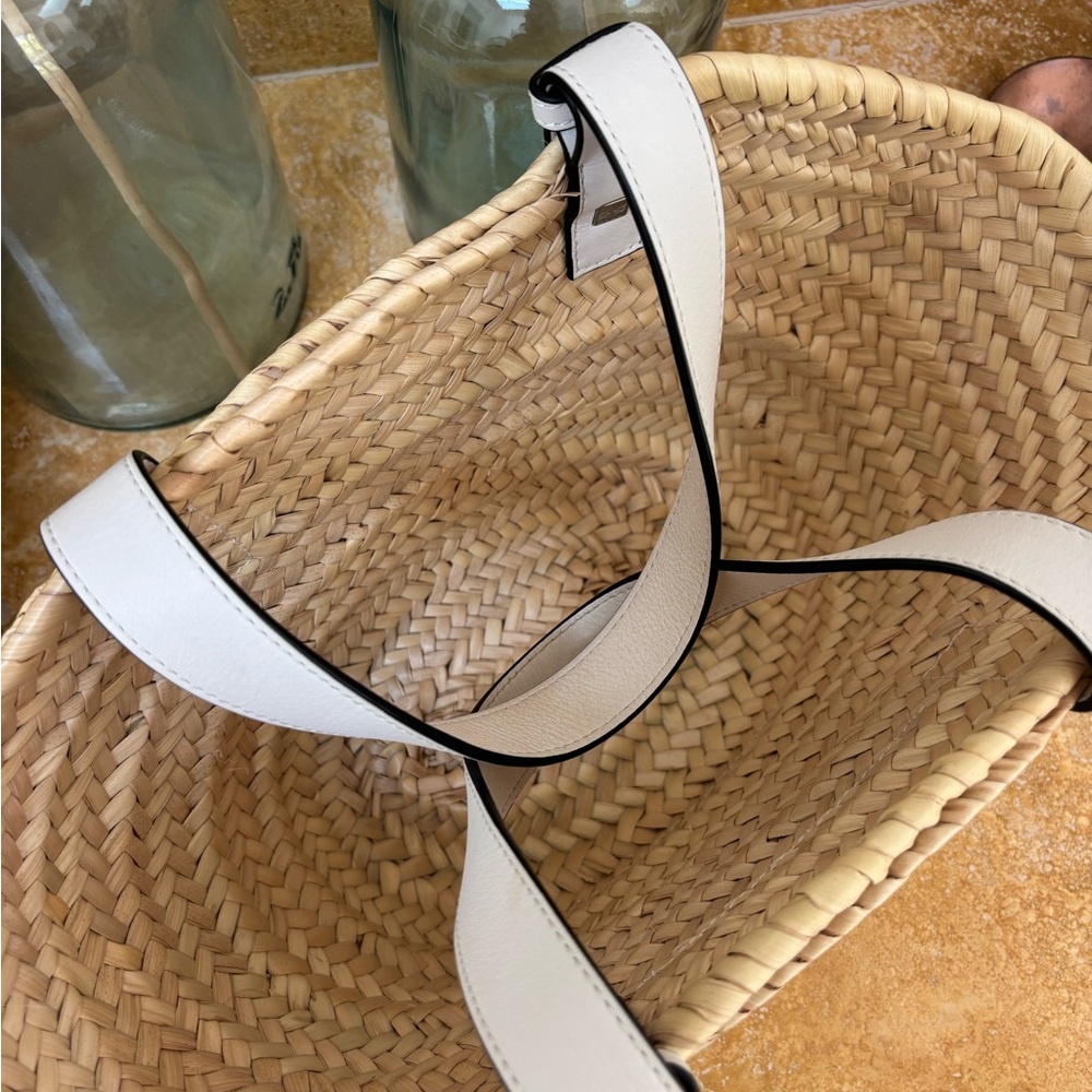 Loewe small basket bag in palm leaf and calfskin - Picture 2 of 6